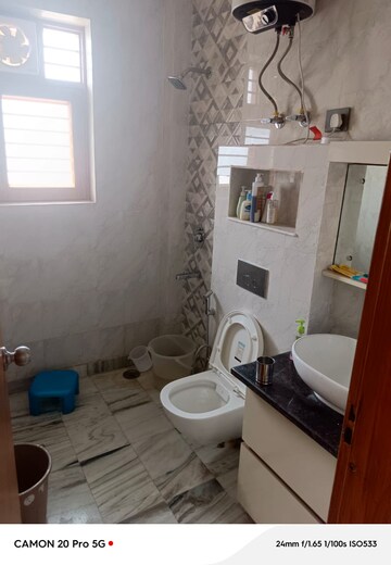 Bathroom in 3 BHK Builder Floor at Ansal Plaza Sector-23, Sector 23 – for Rent