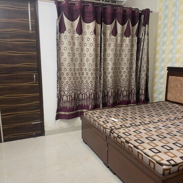 Bedroom in 3 BHK Builder Floor at Vip Road – for Rent