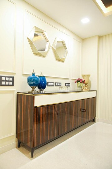 Furnished Amenities in 3 BHK Builder Floor at Greater Kailash I – for Sale