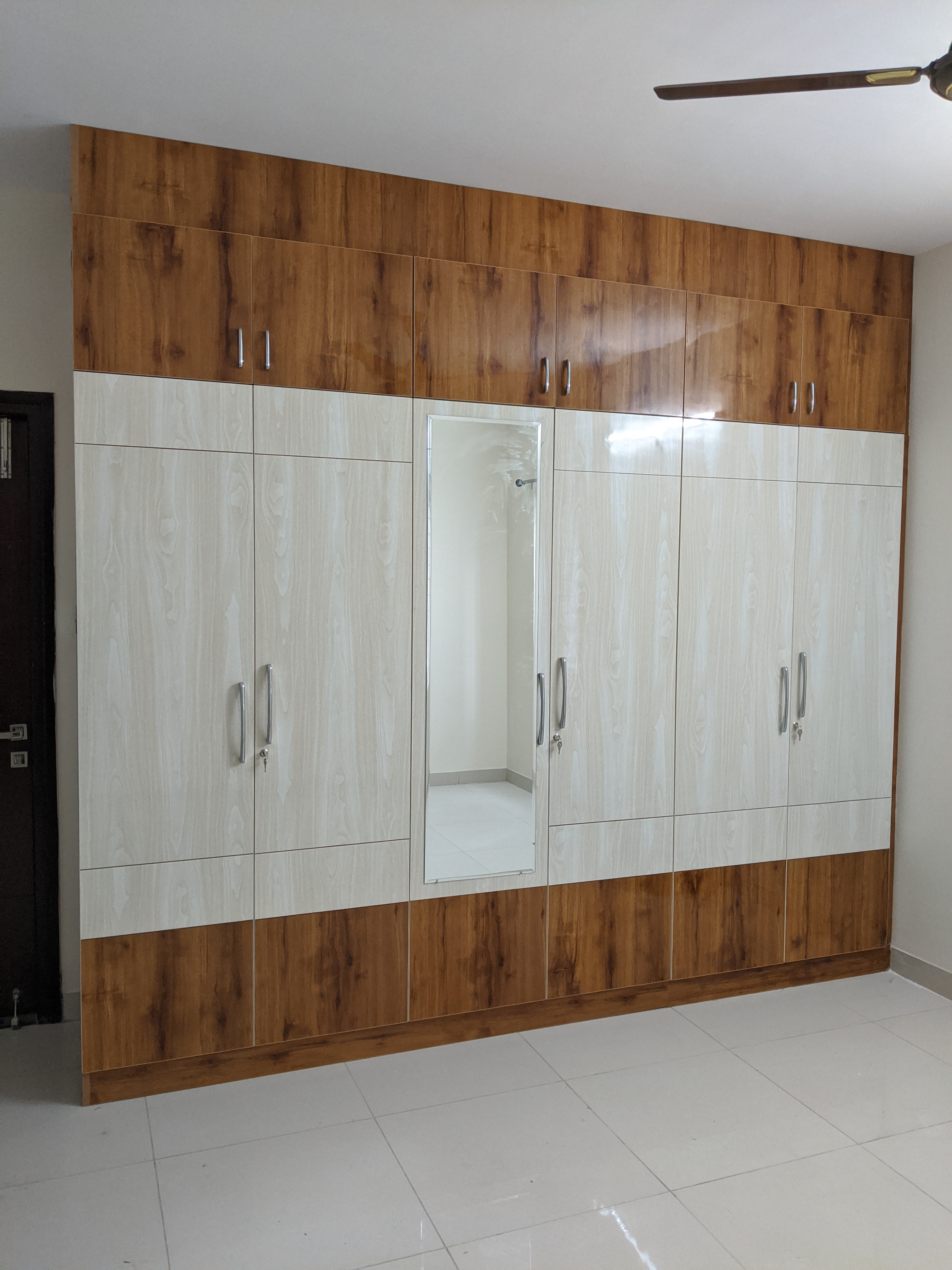 3 BHK + Pooja Room Apartment For Sale in SMR Vinay Iconia Phase II