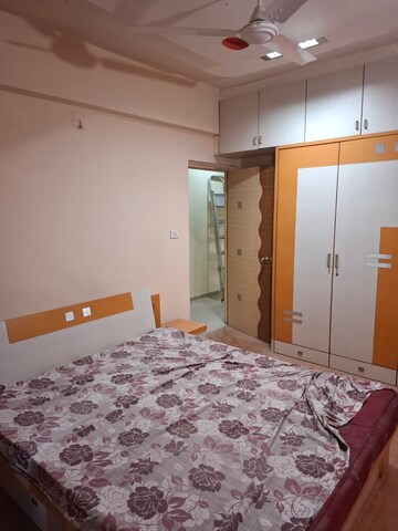 Bedroom in 3 BHK Apartment at Ambawadi – for Rent