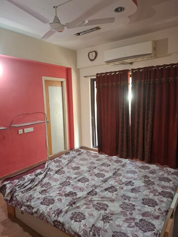 Bedroom in 3 BHK Apartment at Ambawadi – for Rent
