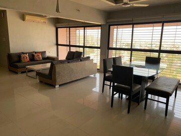 Team Area in 4 BHK Apartment at Goyal Intercity, Memnagar – for Rent