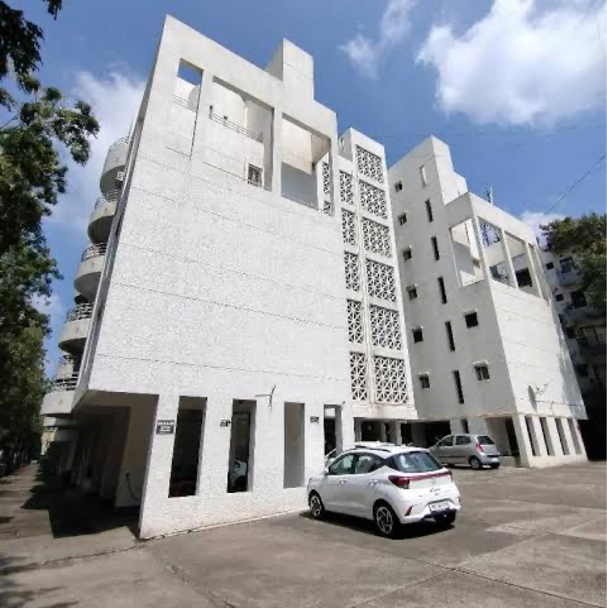 2 BHK + Pooja Room Apartment For Sale in Clover Citadel