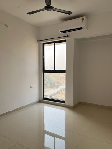 Room in 2 BHK Apartment at Lodha Palava Aurelia C H I, Dombivli East – for Rent