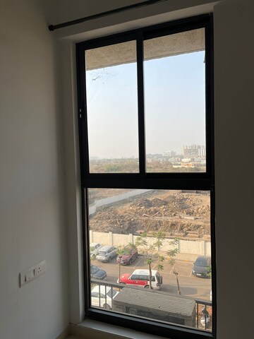 Room in 2 BHK Apartment at Lodha Palava Aurelia C H I, Dombivli East – for Rent