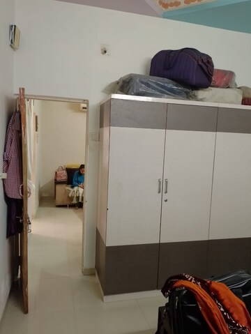 Furnished Amenities in 2 BHK Villa at Vejalpur – for Rent