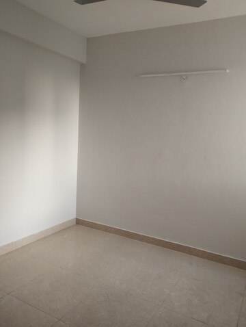 Room in 3 BHK Apartment at Sarvome Shree Homes, Sector 45 – for Rent