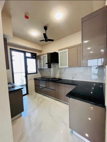 Kitchen in 3 BHK Apartment at M3M Heights, Sector 65 – for Rent