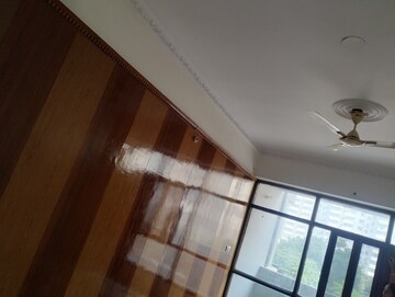Balcony in 4 BHK Apartment at Gokul Apartments Faridabad, Sector 45 – for Sale