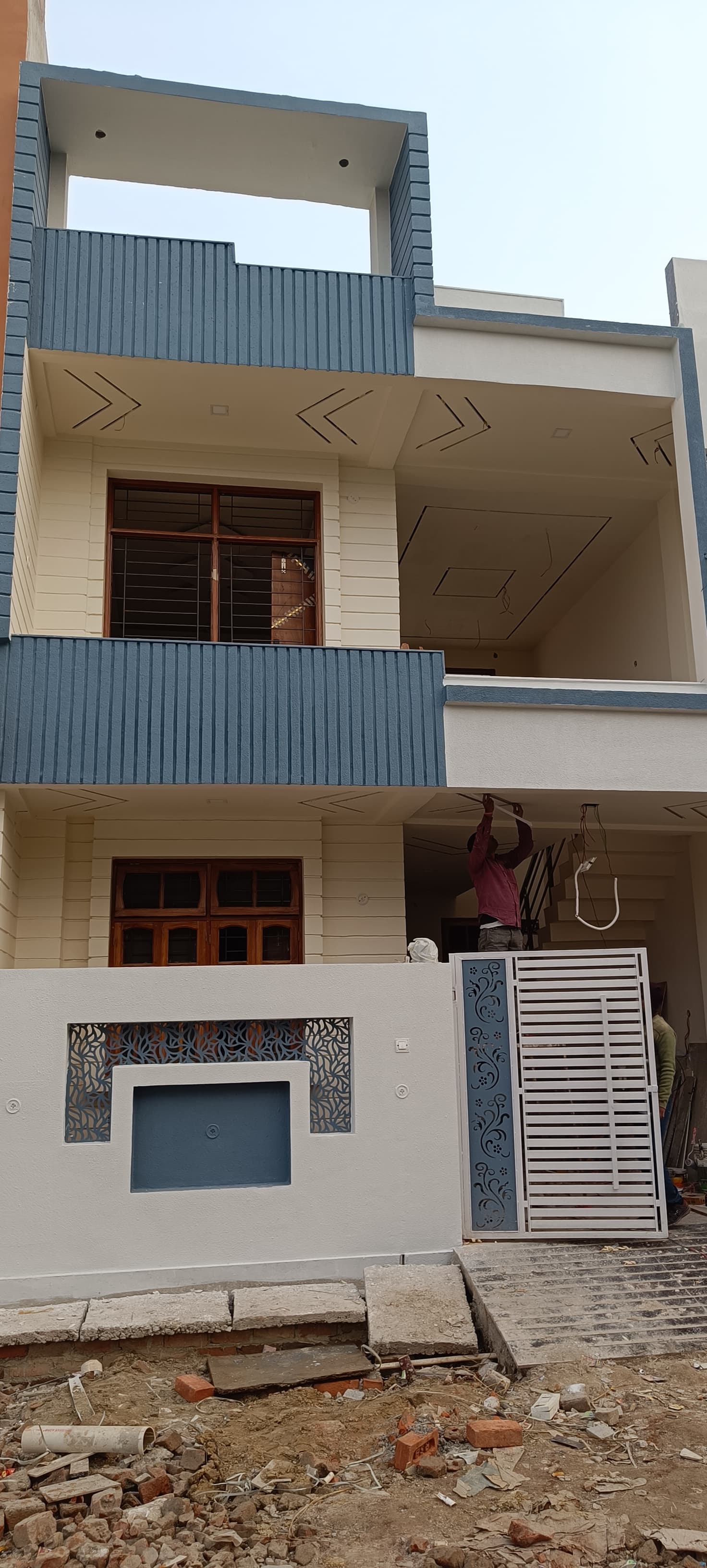 3 BHK + Pooja Room,Study Room Villa For Sale in Amity University Gomtinag