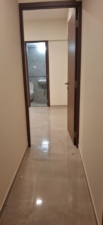  2 BHK Apartment at Sheth Irene, Malad West – for Rent