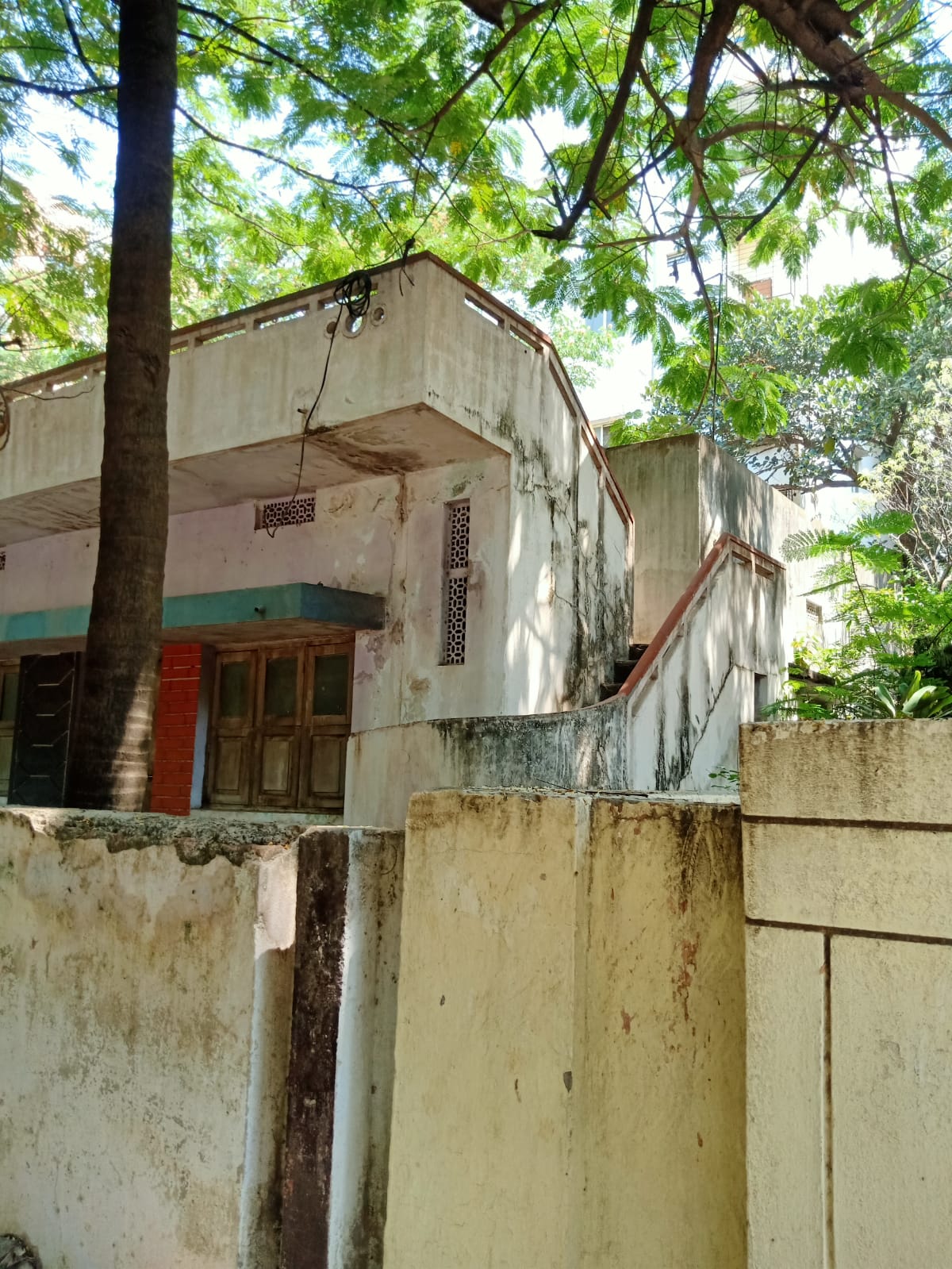 Plot For Sale in Gudimalkapur Mehdipatnam 