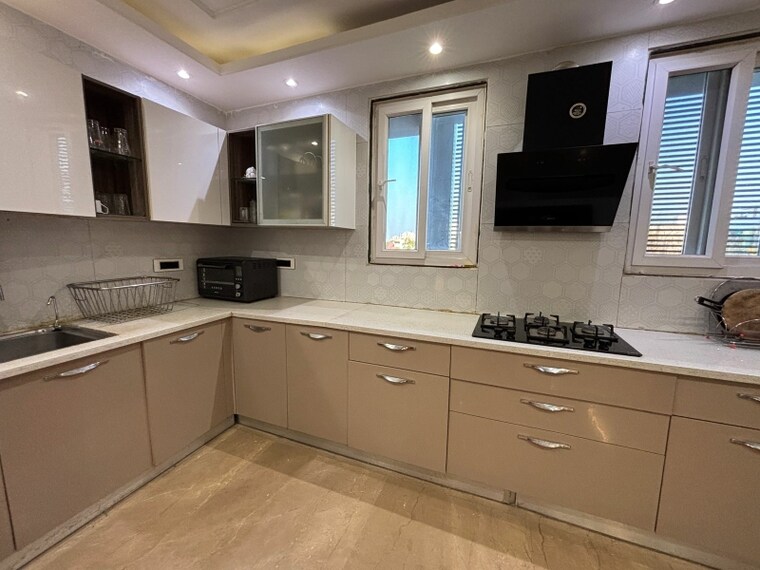 Kitchen, ss-mayfield-gardens 3.5 Bedroom 3500 Sq.Ft. Builder Floor In Sector 51 Gurgaon 8295805