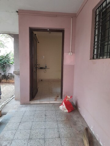 Room in 4 BHK Villa at Besa – for Rent