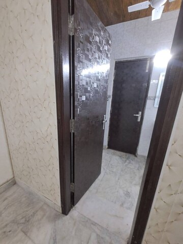Building Lobby in 3 BHK Builder Floor at Shivalik Colony – for Rent