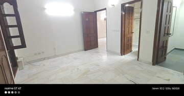 Room in 2 BHK Builder Floor at Shivalik Colony – for Rent