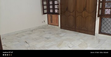 Room in 2 BHK Builder Floor at Shivalik Colony – for Rent