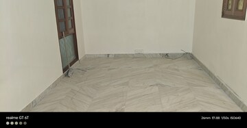 Room in 2 BHK Builder Floor at Shivalik Colony – for Rent