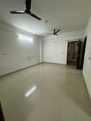 Room in 2 BHK Apartment at GTM The Capital, Aman Vihar – for Rent
