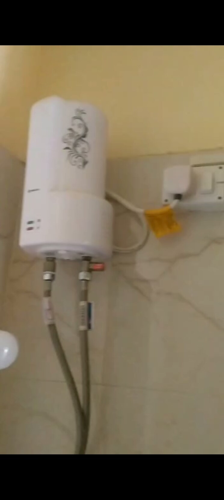 Bathroom, hubtown-greenwoods 2 Bedroom 526 Sq.Ft. Apartment In Vartak Nagar Thane 8295898