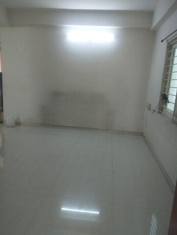 Room in 3 BHK Apartment at Manikonda – for Rent