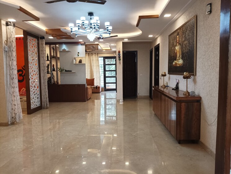 Living Room, sector 76 4 Bedroom 250 Sq.Yd. Builder Floor In Sector 76 Faridabad 8296037