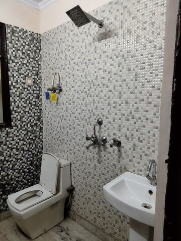 Bathroom in 2 BHK Builder Floor at RWA Apartments, Sector 31 – for Rent