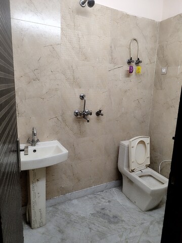 Bathroom in 2 BHK Builder Floor at RWA Apartments, Sector 31 – for Rent