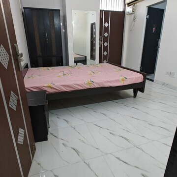 Bedroom in 3 BHK Builder Floor at Sector 52 – for Rent