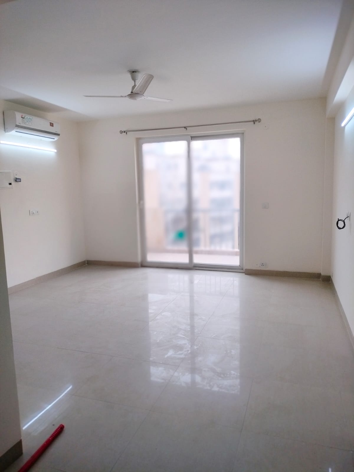 3.5 BHK + Pooja Room,Servant Room 2985 Sq.Ft. Apartment in Mahindra Luminare