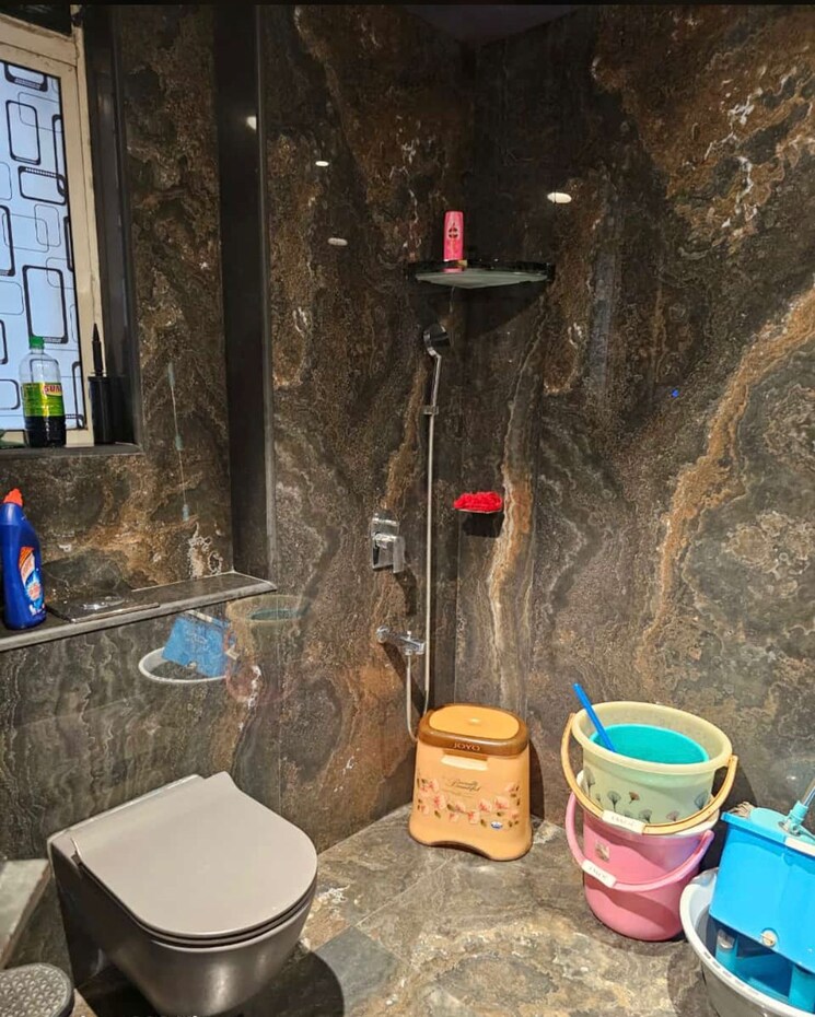 Master Bedroom, oberoi-springs 5 Bedroom 2400 Sq.Ft. Apartment In Andheri West Mumbai 8296086