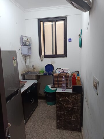  1 RK Builder Floor at Defence Colony – for Rent
