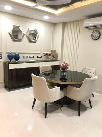 Master Bedroom in 3 BHK Builder Floor at Greater Kailash I – for Rent