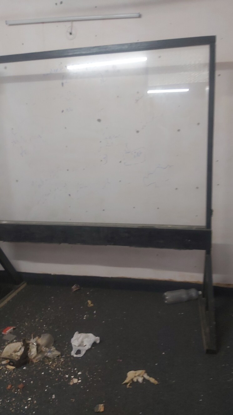 undefined, patparganj 2.5 Bedroom 450 Sq.Ft. Builder Floor In Patparganj Delhi 8296160