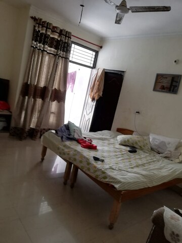 2 BHK Apartment For Rent in Faizabad Road