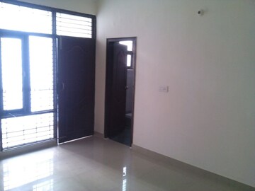 Room in 2 BHK Apartment at Faizabad Road – for Rent