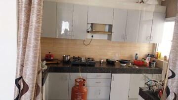 Kitchen in 3 BHK Apartment at Omaxe R2, Gomti Nagar – for Rent