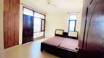 Living Room in 3 BHK Apartment at Omaxe R2, Gomti Nagar – for Rent