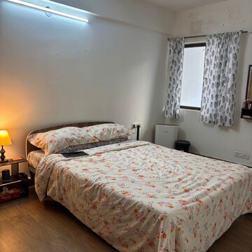 Bedroom in 1 BHK Builder Floor at Safdarjang Enclave – for Rent