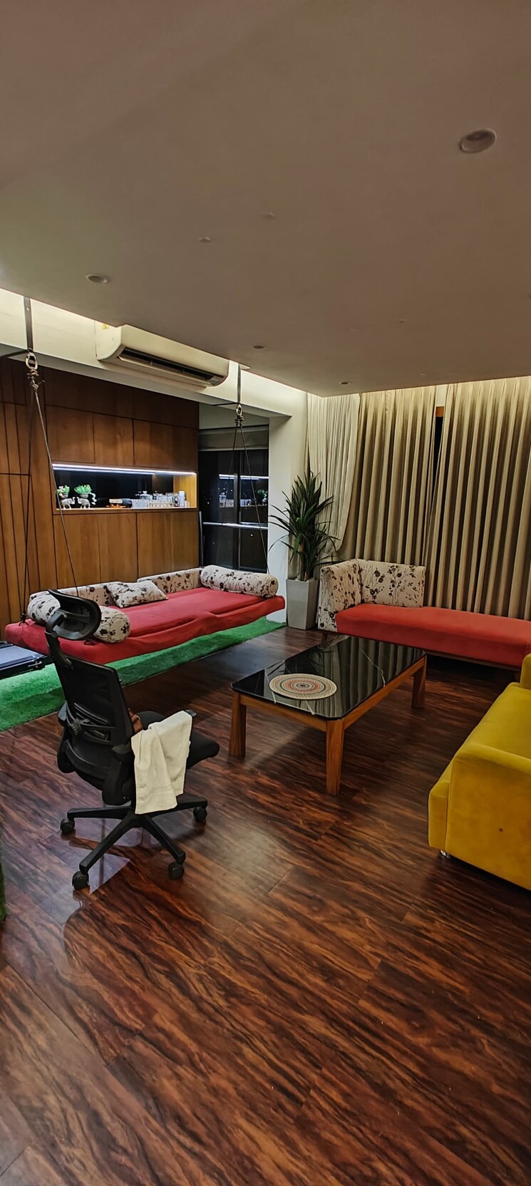 Living Room, pal 3 Bedroom 3008 Sq.Ft. Apartment In Pal Surat 8296240