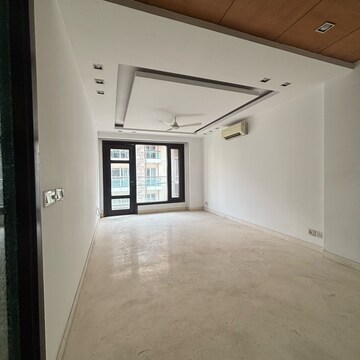 Room in 3 BHK Builder Floor at Greater Kailash I – for Sale