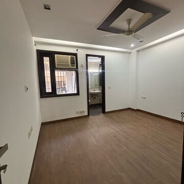 Room in 3 BHK Builder Floor at Greater Kailash I – for Sale