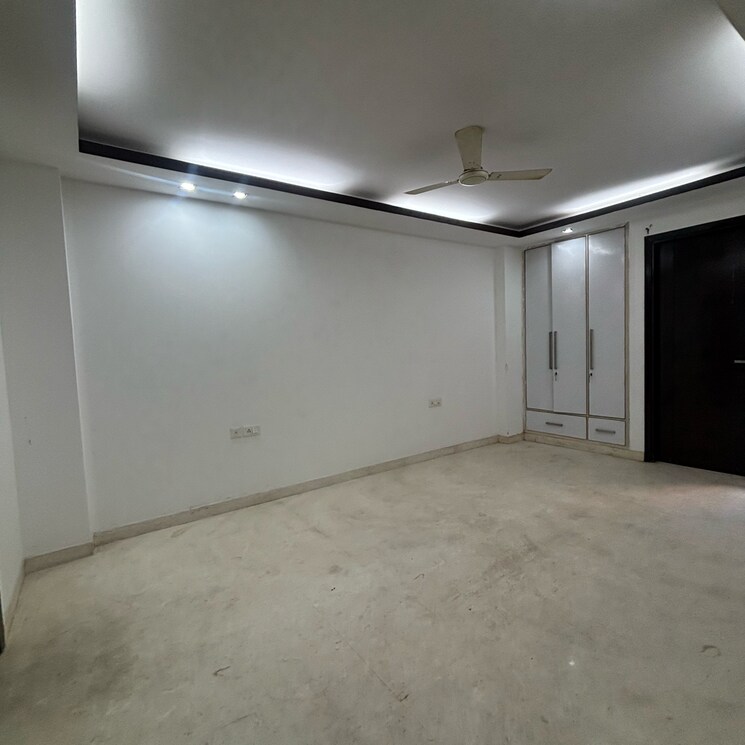Room, greater kailash i 3 Bedroom 1872 Sq.Ft. Builder Floor In Greater Kailash I Delhi 8296249