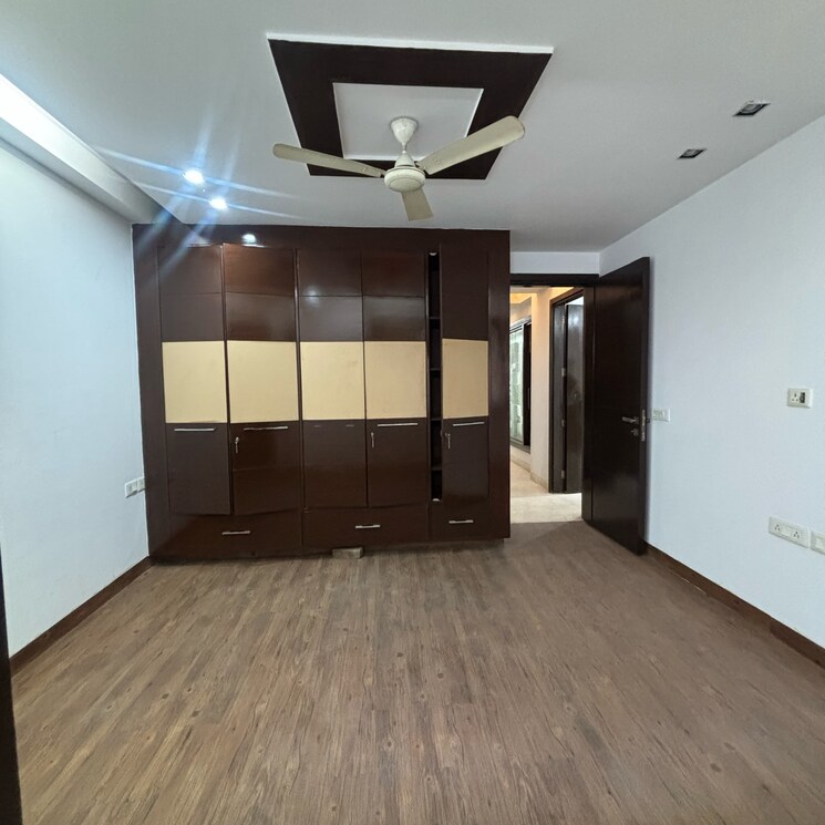 Room, greater kailash i 3 Bedroom 1872 Sq.Ft. Builder Floor In Greater Kailash I Delhi 8296249