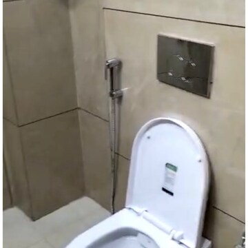 Bathroom in 4 BHK Apartment at Vipul World Floors, Sector 48 – for Rent