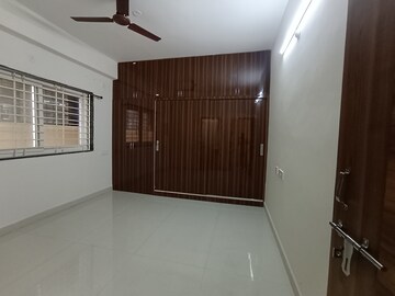 Bedroom in 3 BHK Apartment at Madhapur – for Rent