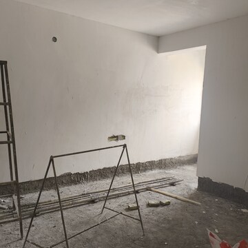 Room in 2 BHK Apartment at Chanda Nagar – for Sale