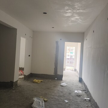 Room in 2 BHK Apartment at Chanda Nagar – for Sale