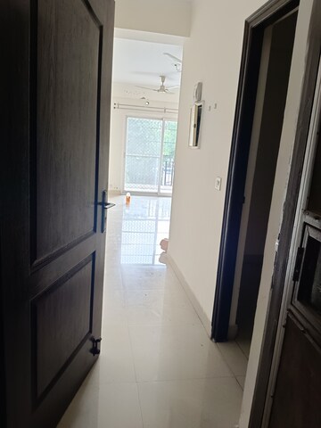 Building Lobby in 3.5 BHK Apartment at Saviour Park, Mohan Nagar – for Rent